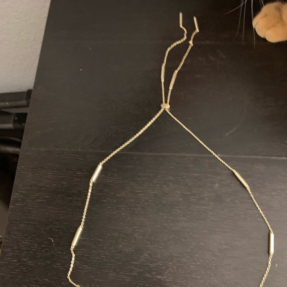 Kendra Scott gold necklace - adjustable - Picture 2 of 7